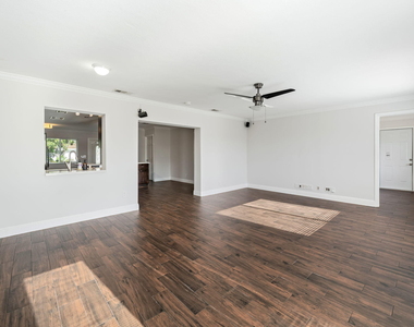 3428 Capri Road - Photo Thumbnail 12