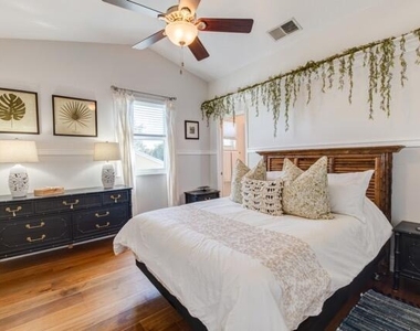 5125 Se Matousek Street - Photo Thumbnail 14