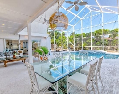 5125 Se Matousek Street - Photo Thumbnail 22
