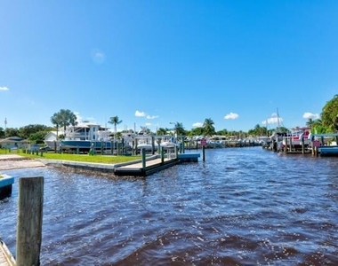 5125 Se Matousek Street - Photo Thumbnail 29