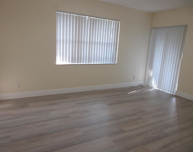 9180 Nw 40th Street - Photo Thumbnail 10