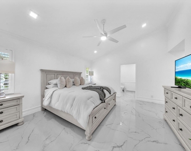 2065 Nw 127th Terrace - Photo Thumbnail 14