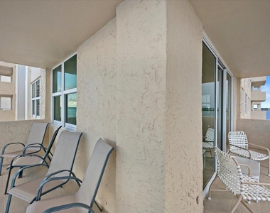 5440 N Ocean Drive - Photo Thumbnail 25