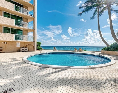 5440 N Ocean Drive - Photo Thumbnail 40