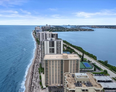 5440 N Ocean Drive - Photo Thumbnail 33
