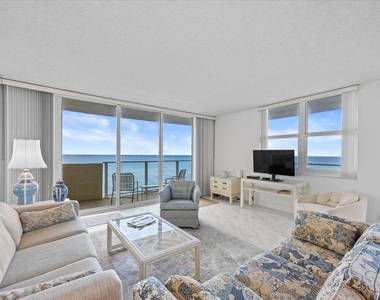 5440 N Ocean Drive - Photo Thumbnail 15