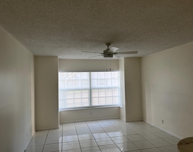2181 Ne 67th Street - Photo Thumbnail 5