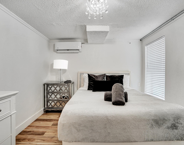 311 Se 3rd Avenue - Photo Thumbnail 22