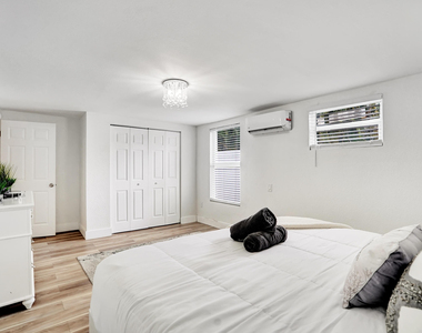 311 Se 3rd Avenue - Photo Thumbnail 16