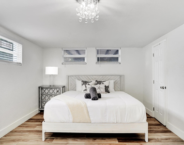 311 Se 3rd Avenue - Photo Thumbnail 17