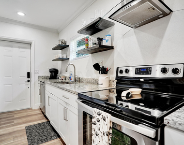 311 Se 3rd Avenue - Photo Thumbnail 13