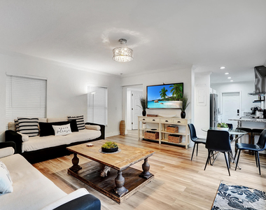 311 Se 3rd Avenue - Photo Thumbnail 8