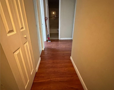 5614 Blueberry Court - Photo Thumbnail 11