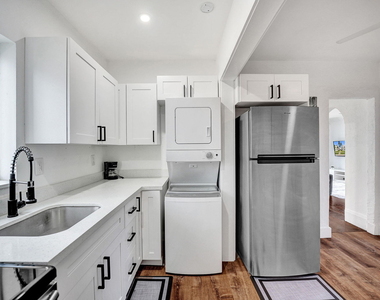 817 Tyler Street - Photo Thumbnail 47