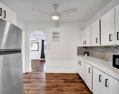 817 Tyler Street - Photo Thumbnail 44