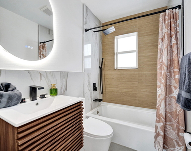 817 Tyler Street - Photo Thumbnail 9