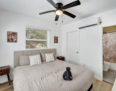 817 Tyler Street - Photo Thumbnail 15