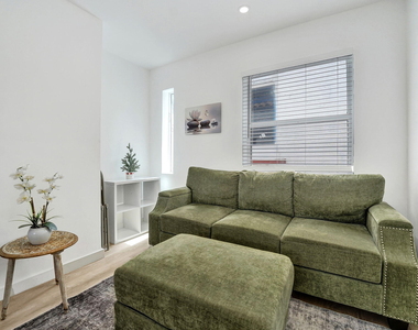 817 Tyler Street - Photo Thumbnail 22