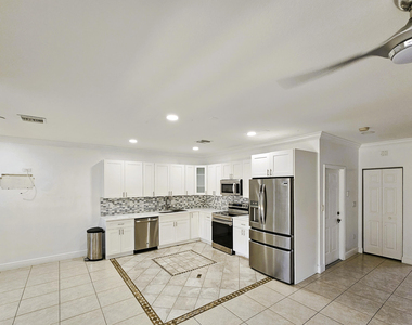 213 Talia Circle - Photo Thumbnail 2