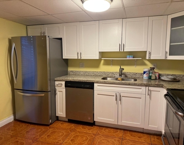 3904 Sw 67th Way - Photo Thumbnail 2