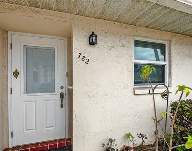 782 Nantucket Circle - Photo Thumbnail 6