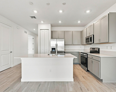 3640 Spanish Cedar Place - Photo Thumbnail 2