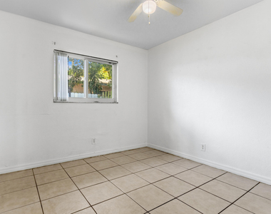 709 Sw 13th Avenue - Photo Thumbnail 10