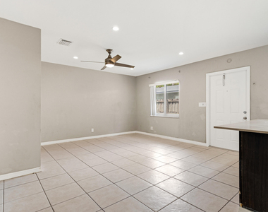709 Sw 13th Avenue - Photo Thumbnail 20
