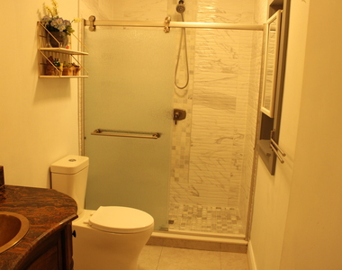 5337 Nw 5th Street - Photo Thumbnail 3