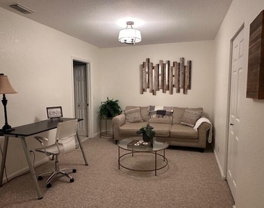 13394 Georgian Court - Photo Thumbnail 14