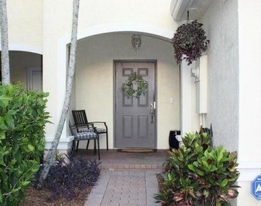 13394 Georgian Court - Photo Thumbnail 1