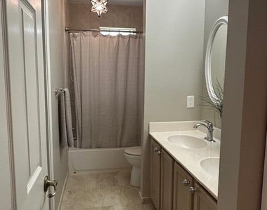 13394 Georgian Court - Photo Thumbnail 11