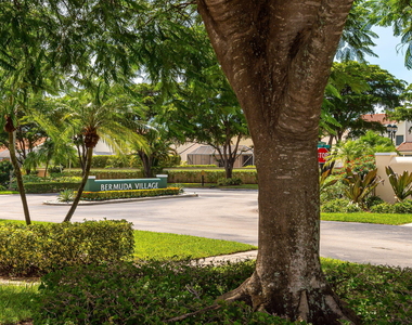 17282 Bermuda Village Drive - Photo Thumbnail 20