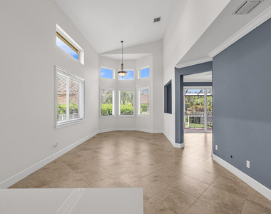 12571 Nw 57th Court - Photo Thumbnail 15