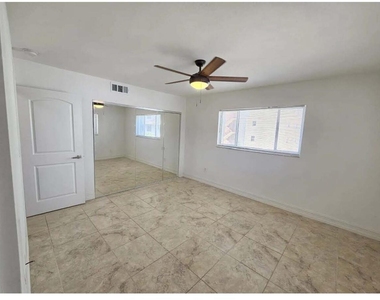 677 Ne 24th Street - Photo Thumbnail 6