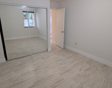 9851 Sw 117th Court - Photo Thumbnail 14