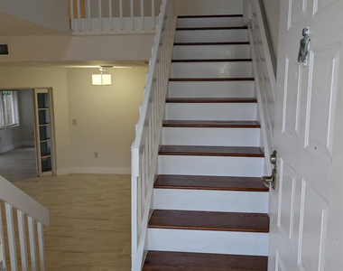 9851 Sw 117th Court - Photo Thumbnail 3