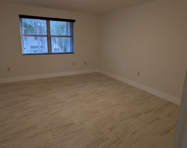 9851 Sw 117th Court - Photo Thumbnail 12