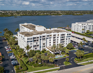 2860 S Ocean Boulevard - Photo Thumbnail 31