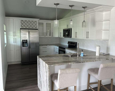 9912 61st Way S - Photo Thumbnail 2