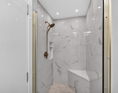272 Sw Fairchild Avenue - Photo Thumbnail 16