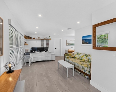 272 Sw Fairchild Avenue - Photo Thumbnail 23