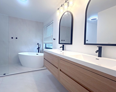 10920 Haydn Drive - Photo Thumbnail 23