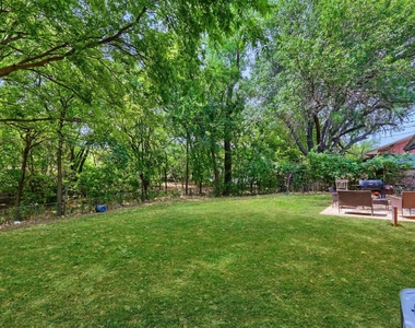 267 Merribrook Trail - Photo Thumbnail 15