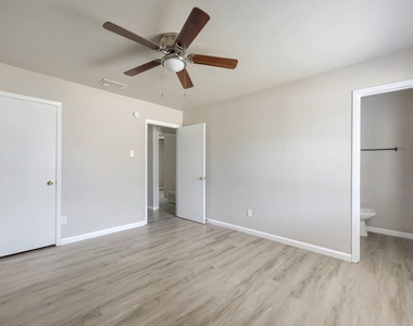 267 Merribrook Trail - Photo Thumbnail 10