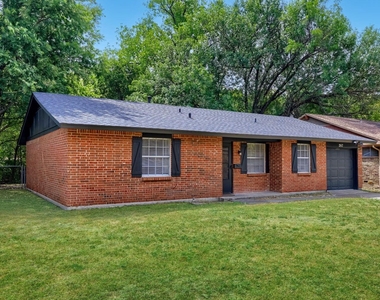 267 Merribrook Trail - Photo Thumbnail 1