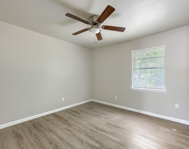 267 Merribrook Trail - Photo Thumbnail 12