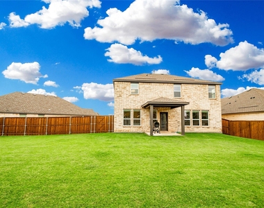 1200 Lancaster Drive - Photo Thumbnail 29