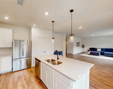 1200 Lancaster Drive - Photo Thumbnail 14