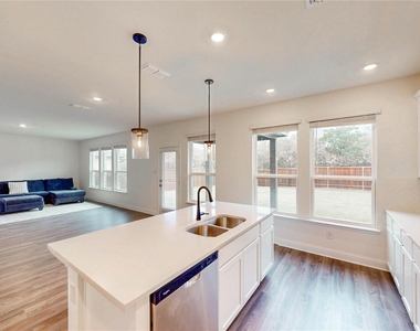 1200 Lancaster Drive - Photo Thumbnail 11